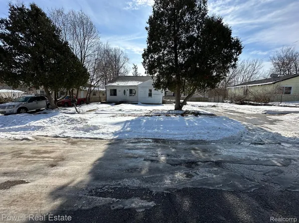 179 Dresden Ave, Pontiac, MI 48340