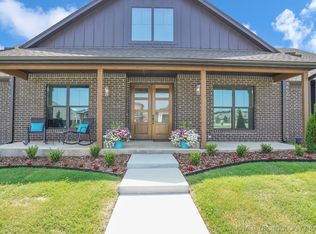 19241 E Chinquapin Dr, Catoosa, OK 74015