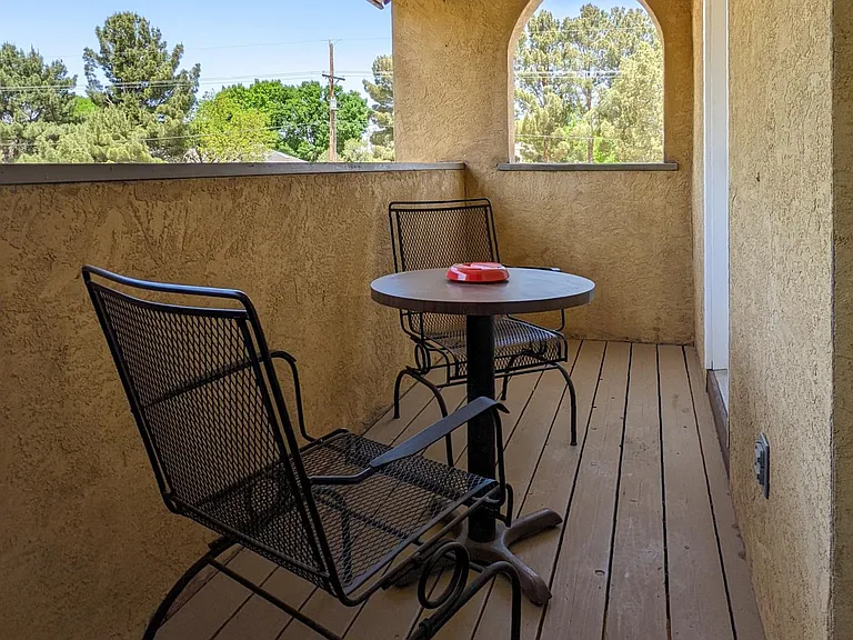 302 W Mescalero Rd #D — Photo 7