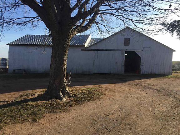 3rd image of 1313 E Rupe Ave