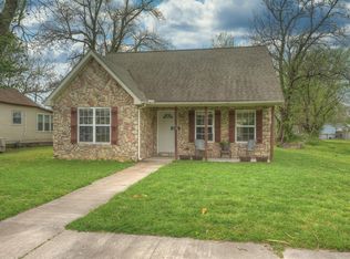 114 S Ball St, Webb City, MO 64870