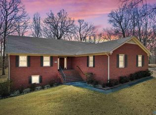 2050 Hickory Trl NE, Arab, AL 35016