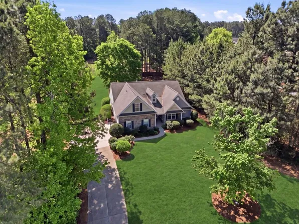 4585 White Horse Dr, Braselton, GA 30517