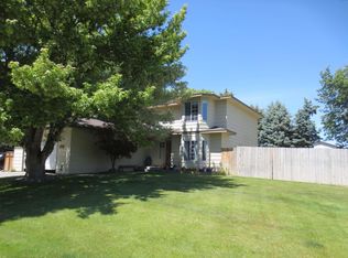 6202 W 16th Ave, Kennewick, WA 99338