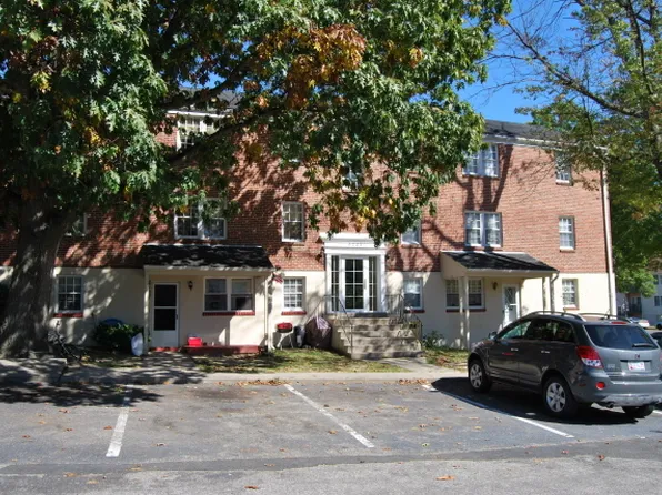 6204 Baker Cir APT D, Edgewood, MD 21040