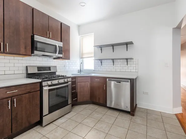 (undisclosed Address), Chicago, IL 60639