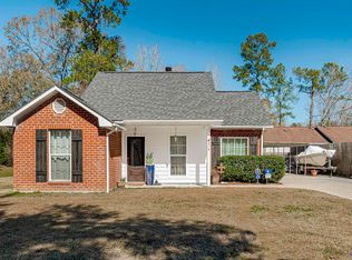 519 Una St, Denham Springs, LA 70726