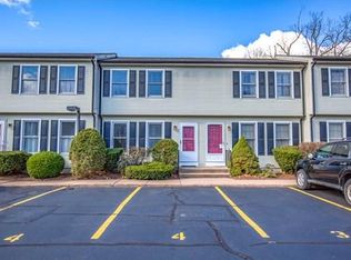 166 Hillside Rd APT 4, Westfield, MA 01085