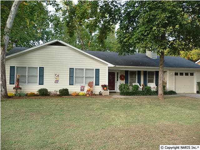 1st image of 15116 Balsam Dr SE