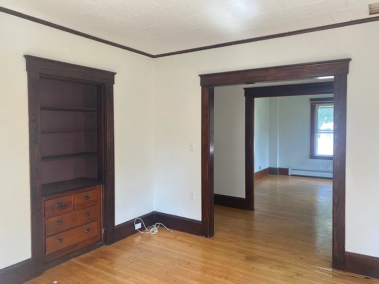 25 Glendale St #A — Photo 5