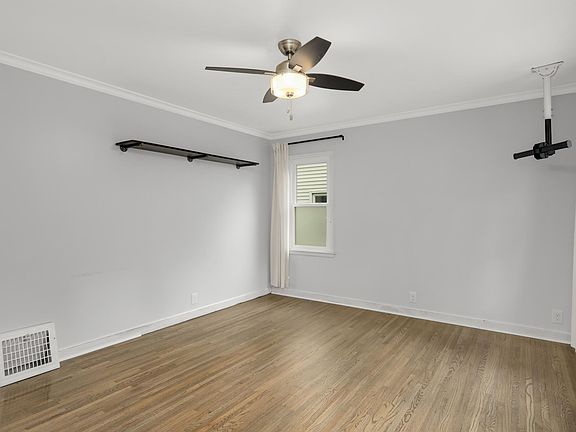 4th image of 2917 Edgewood Ave S