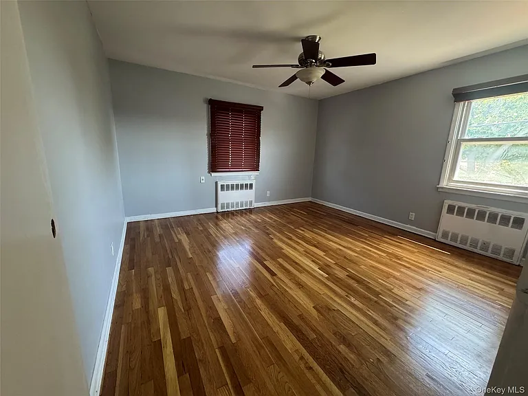 375 Cochran Pl #2 — Photo 9