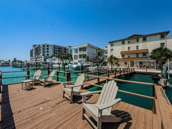 479 E Shore Dr APT 8, Clearwater, FL 33767