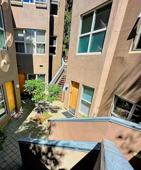 671 Washington Ave N #A — Photo 12