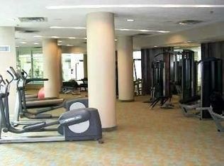 18 Harbour St #1108, Toronto, ON M5J2Z6