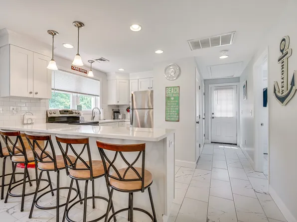 25 Biscayne Blvd, Old Lyme, CT 06371