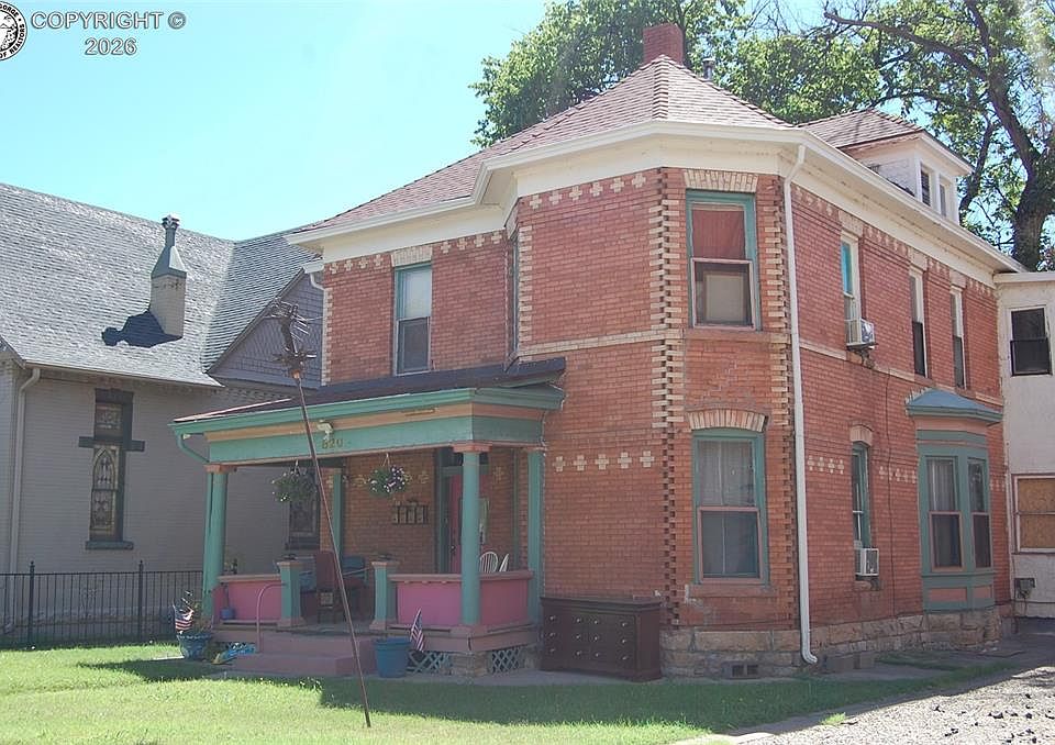 1st image of 820 Macon Ave