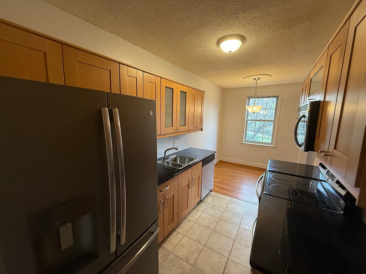 Building Photo - 3051 Idaho Ave NW #219X