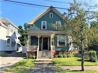 26 Oakland Ave, Cranston, RI 02910