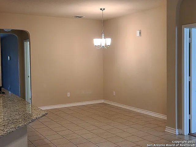 3 bed, 2.0 bath, 1455 sqft, $1,650 — Photo 4