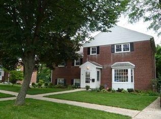 9903 Julliard Dr, Bethesda, MD 20817