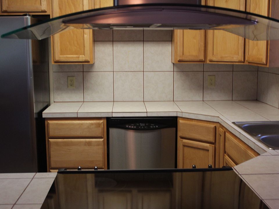 1st image of 5821 SE 169th Ave