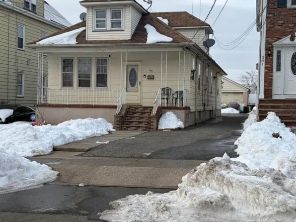 297 Delaware Ave, Paterson City, NJ 07503