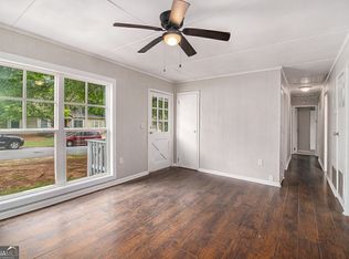 5 Westgate Park Ln, Newnan, GA 30263