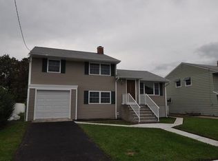 85 Jackson Ave, Carteret, NJ 07008