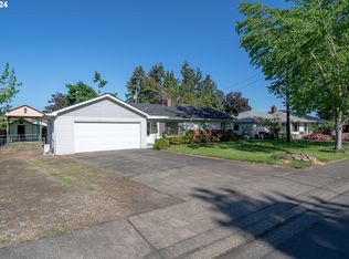 944 Filbert Ln, Springfield, OR 97478