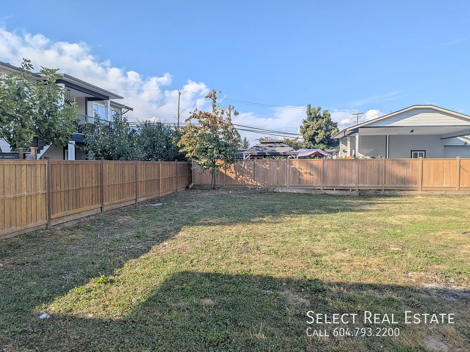 5 bed, 2071 sqft, $3,000 — Photo 2