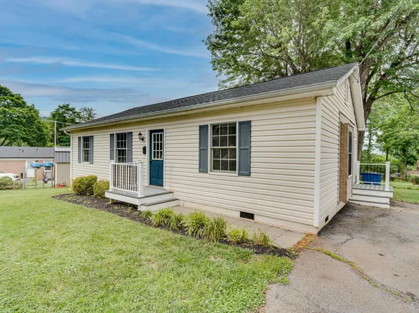 723 Parkview Dr, Front Royal, VA 22630