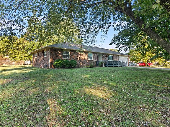 2nd image of 1307 S Washington Avenue