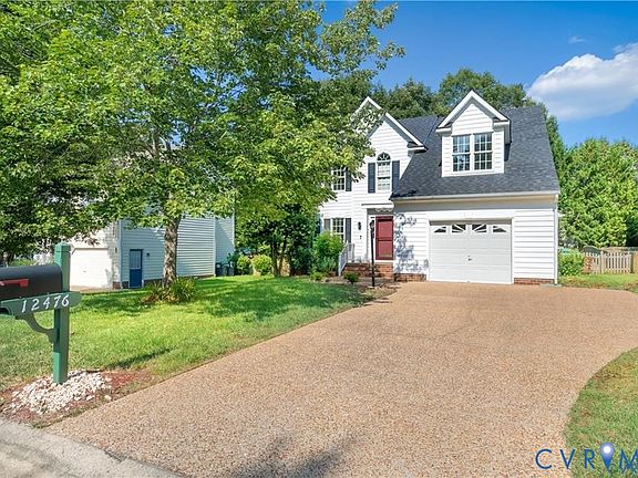 3rd image of 12476 Grace Hill Ln