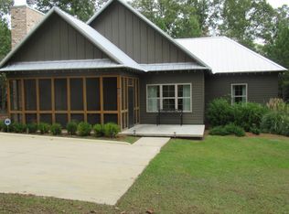 414 Harbor View Blvd, Dadeville, AL 36853