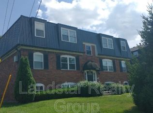 7320 Six Mile Ln #3, Louisville, KY 40220
