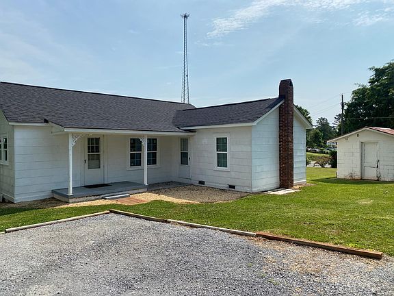 3rd image of 3054 County Road 70 #1