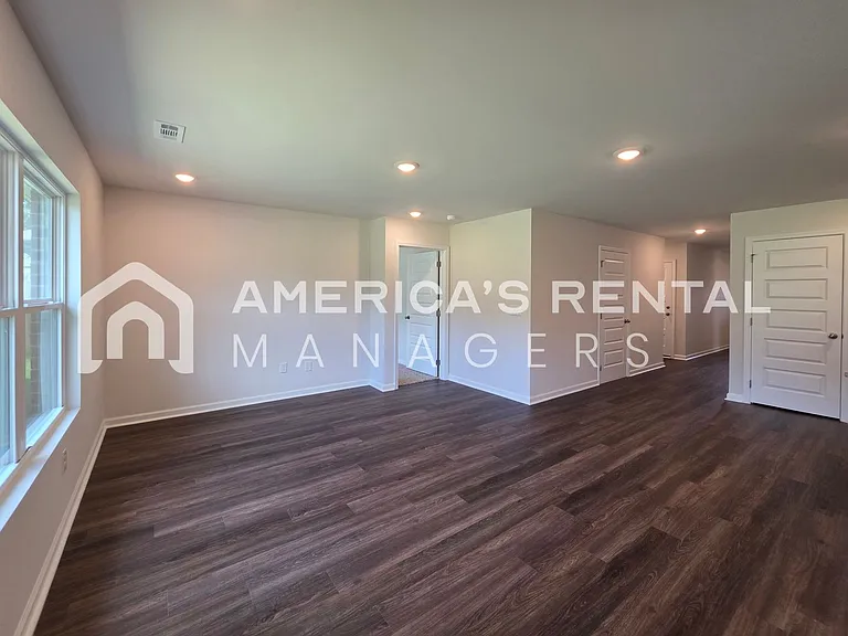 127 Jonboy Ave — Photo 37