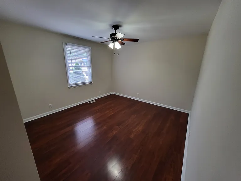 4336B Saundersville Rd — Photo 3