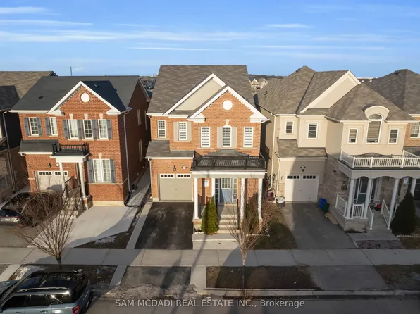 1395 Chretien St, Milton, ON L9E 1G7