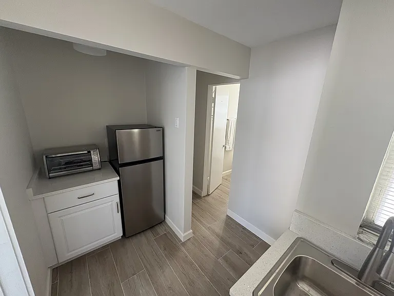 108 Charles Dr — Photo 20