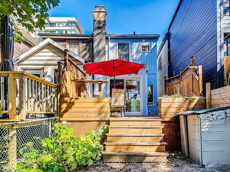 98 Moberly Ave — Photo 27