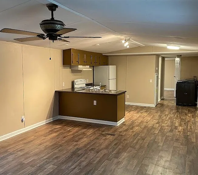 219 George Hudson Rd — Photo 15
