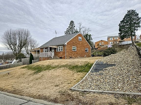 4th image of 244 Stardust Dr