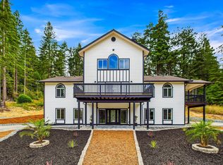 155 Pomeroy Hollow Rd, Eureka, CA 95503