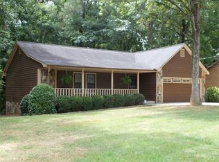 3095 Malvern Dr, Snellville, GA