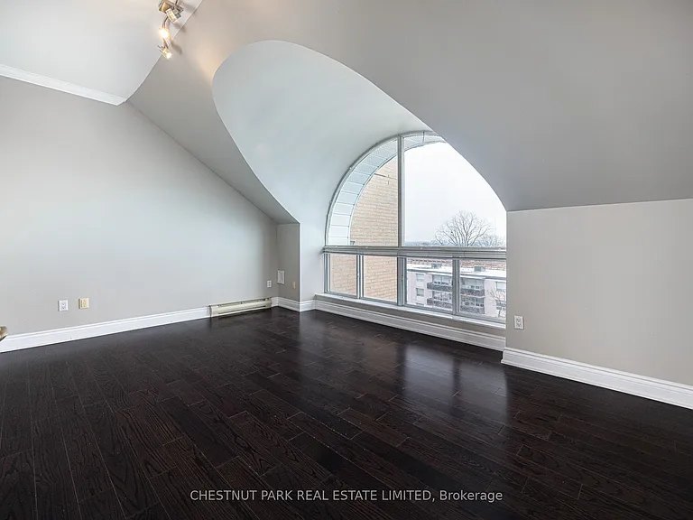 1818 Bayview Ave #607 — Photo 13