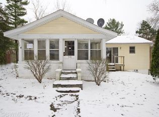114 Mason St, Decatur, MI 49045