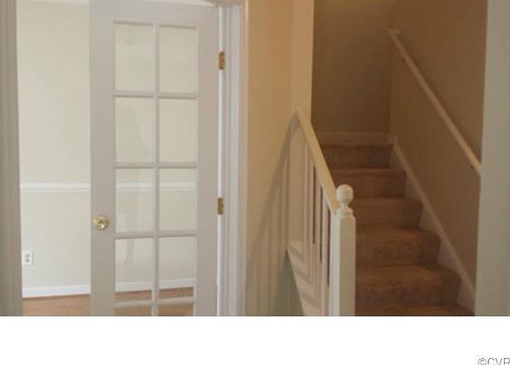 5th image of 4830 Steven Hill Dr