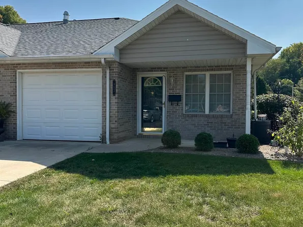 802 Walnut Rdg E, Logansport, IN 46947